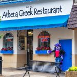 This Tiny Greek Restaurant In Ohio Has Chicken Gyros That Locals Can’t Get Enough Of