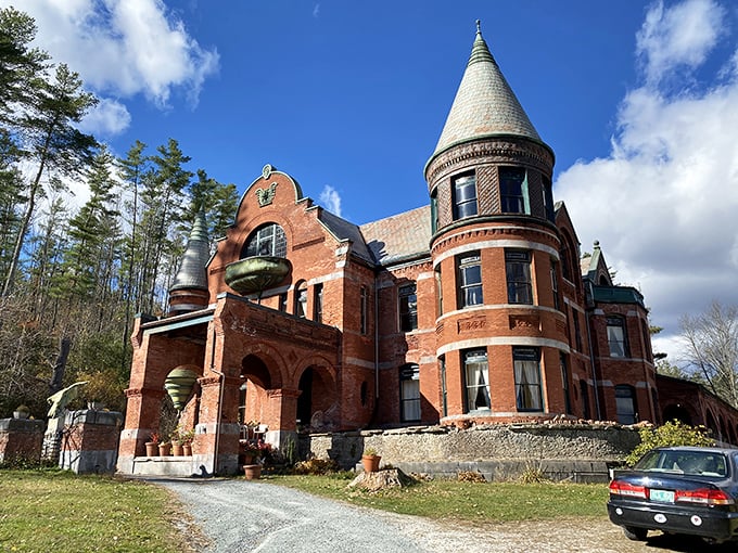 Wilson Castle: Where Downton Abbey meets Vermont charm. This red-brick beauty could make even the Crawleys jealous!