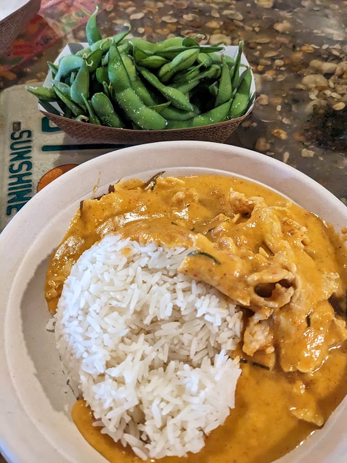 Comfort food alert! This butter chicken looks creamier than a Barry White love song and twice as satisfying.