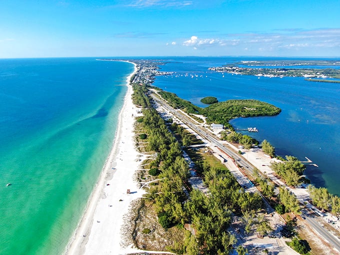 Forget the yellow brick road; follow this turquoise coastline! Anna Maria Island's stunning shores and lush landscapes are a siren call to beach lovers everywhere.