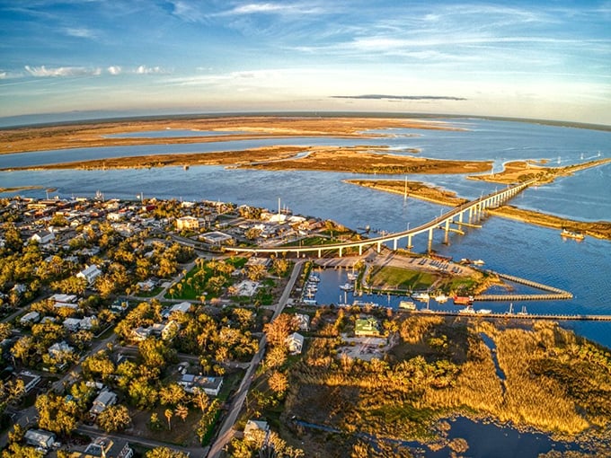 From boats to historic buildings, Apalachicola serves up a visual feast. It's like stepping into a living postcard of coastal Americana. Don't forget your appetite!