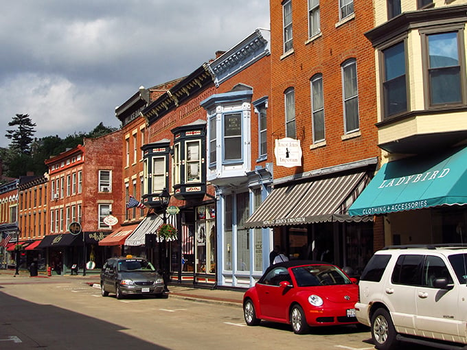 History meets hipster haven in Galena. Brick buildings and wrought-iron balconies create a backdrop so picturesque, it's like Instagram came to life.