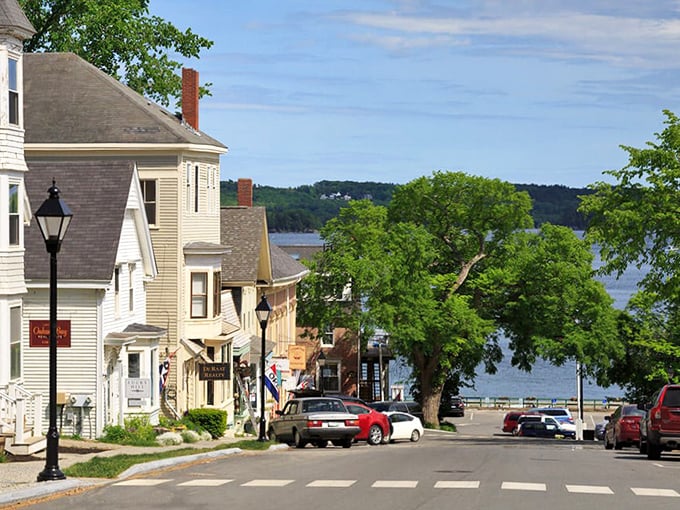 Where every building tells a story! This seaside town's classic architecture whispers tales of maritime adventures and colonial intrigue.