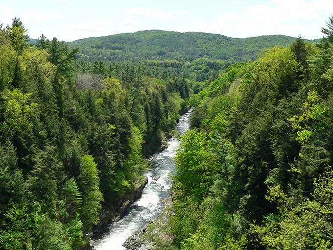 Quechee Gorge: Vermont's answer to the Grand Canyon. Less dusty, more lush, and you can probably fit it in before lunch!