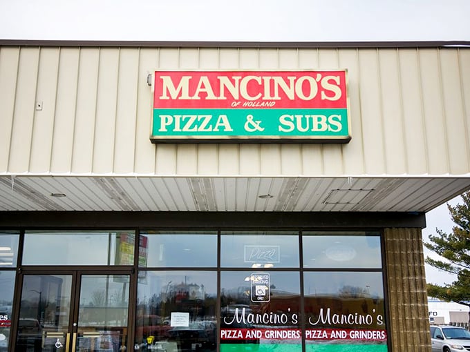 Mancino's: Where the 'M' stands for 'Mmmm' and the decor screams 'Fun!' This cheerful spot is a feast for both eyes and stomach. Photo credit: Mancino's Pizza & Grinders