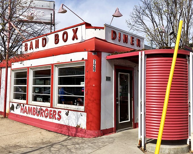 Proof that good things come in small packages. It's like a time capsule filled with burgers and charm. Photo credit: Casey B.