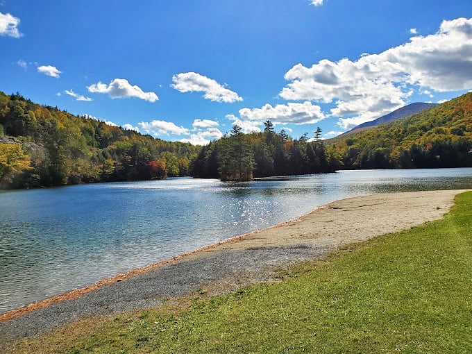 Emerald Lake State Park: Nature's own jewel box. The water's so green, you'll wonder if leprechauns are involved.