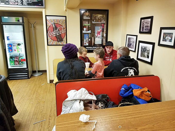 Family, food, and fun – the holy trinity of dining out. This booth has probably seen more happy memories than a Hallmark movie marathon.