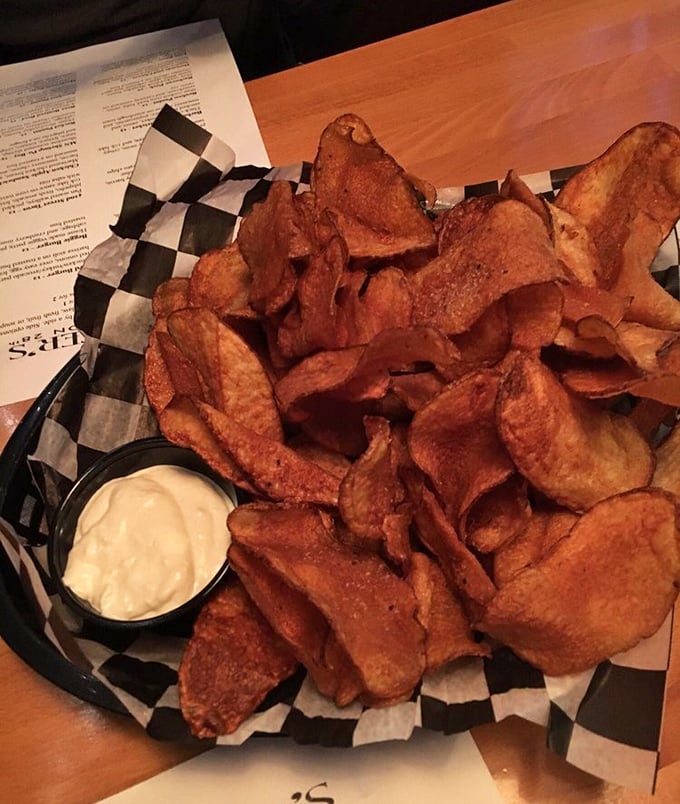 Crispy, salty, addictive – these house-made chips are the potato's highest form of evolution. Resistance is futile!