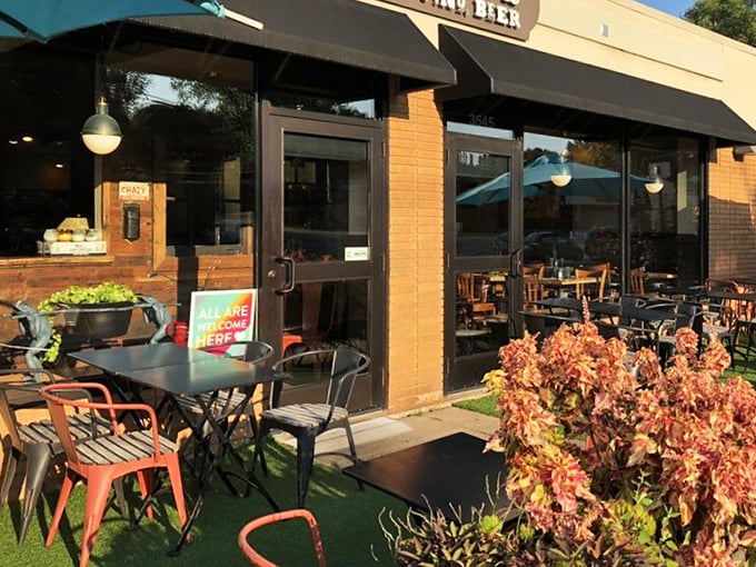 Al fresco dining, Milton's style. Where the people-watching is as delightful as the menu, and the fresh air makes everything taste better.