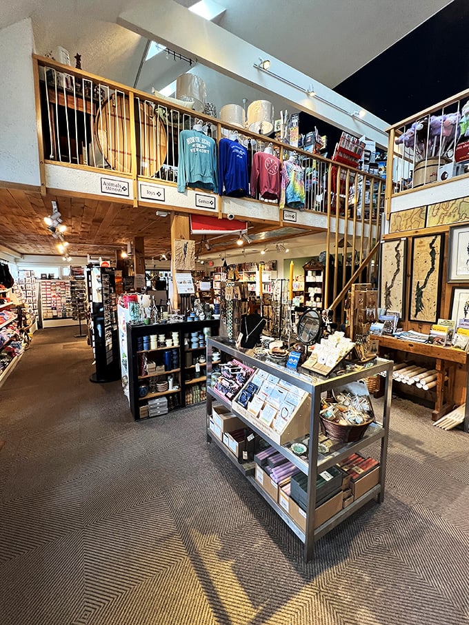 Welcome to the ultimate Vermont variety show! From quirky knick-knacks to gourmet goodies, this store is like a treasure hunt for grown-ups.