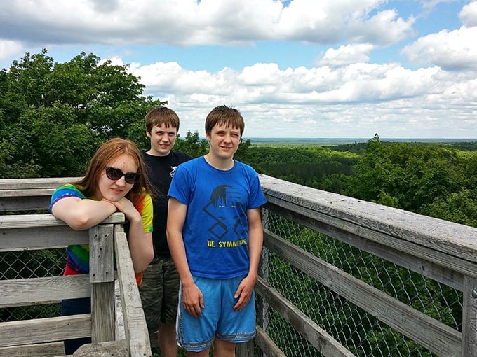 Family bonding at its highest point! These kids are living proof that fresh air beats Wi-Fi any day.