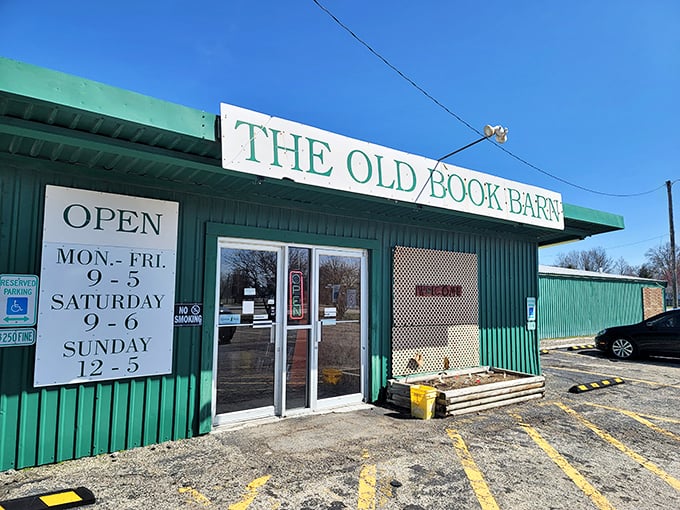 Welcome to book heaven! This green literary oasis is where stories come to retire and book lovers come to rejuvenate. Photo credit: eleph runner (elephrunner)