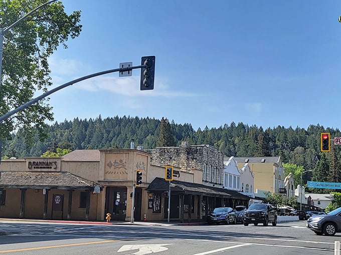 Main Street or time machine? Calistoga's downtown looks like it's straight out of a Norman Rockwell painting, but with better coffee.