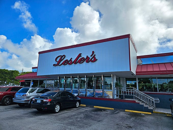 Packed parking lot = delicious eats. Lester's classic shape promises coffee strong enough to wake the dead and pie to die for.