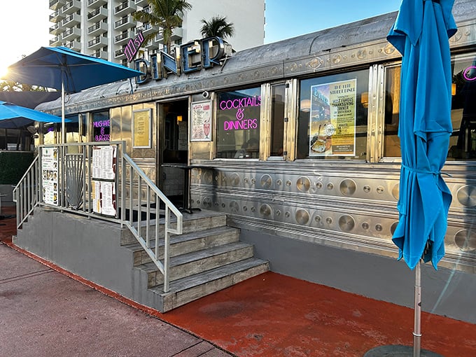 Miami nights, diner lights! This art deco dream serves up ambiance so thick you could spread it on toast.