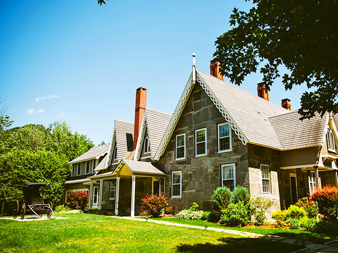 Cavendish's castle in the woods. Glimmerstone Mansion proves Vermont can do 'brooding and mysterious' with the best of them.