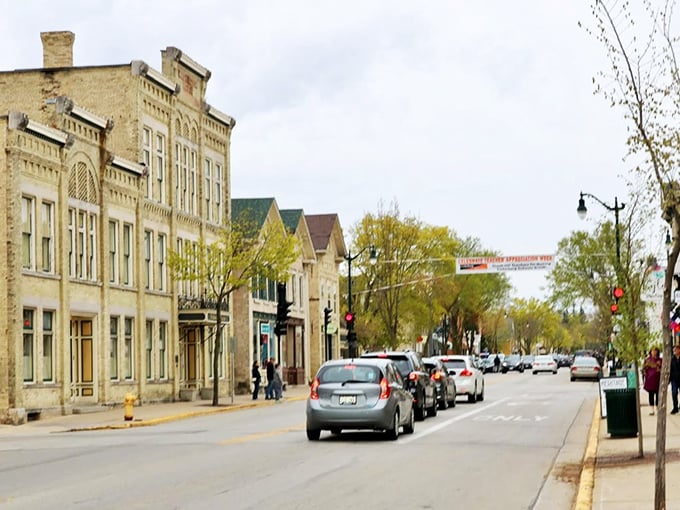 Cedarburg: A gingerbread village come to life! This charming town's stone buildings and quaint shops are sweeter than a slice of grandma's apple pie.